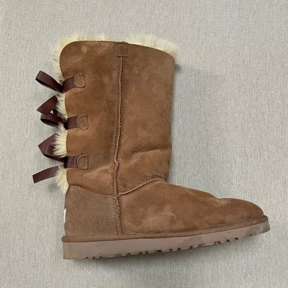 LEFT BOOT ONLY UGG Kids Big Kids Bailey Bow Tall Size 6Y Replacement 1007309Y